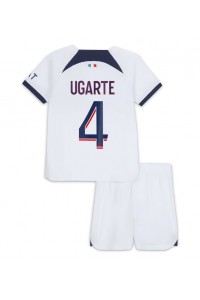 Paris Saint-Germain Manuel Ugarte #4 Jalkapallovaatteet Lasten Vieraspeliasu 2023-24 Lyhythihainen (+ Lyhyet housut)